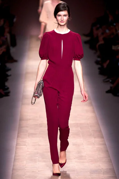 Look 24